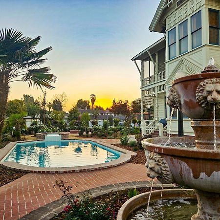 The Jd Hyde Historic Inn فيساليا، كاليفورنيا المظهر الخارجي الصورة