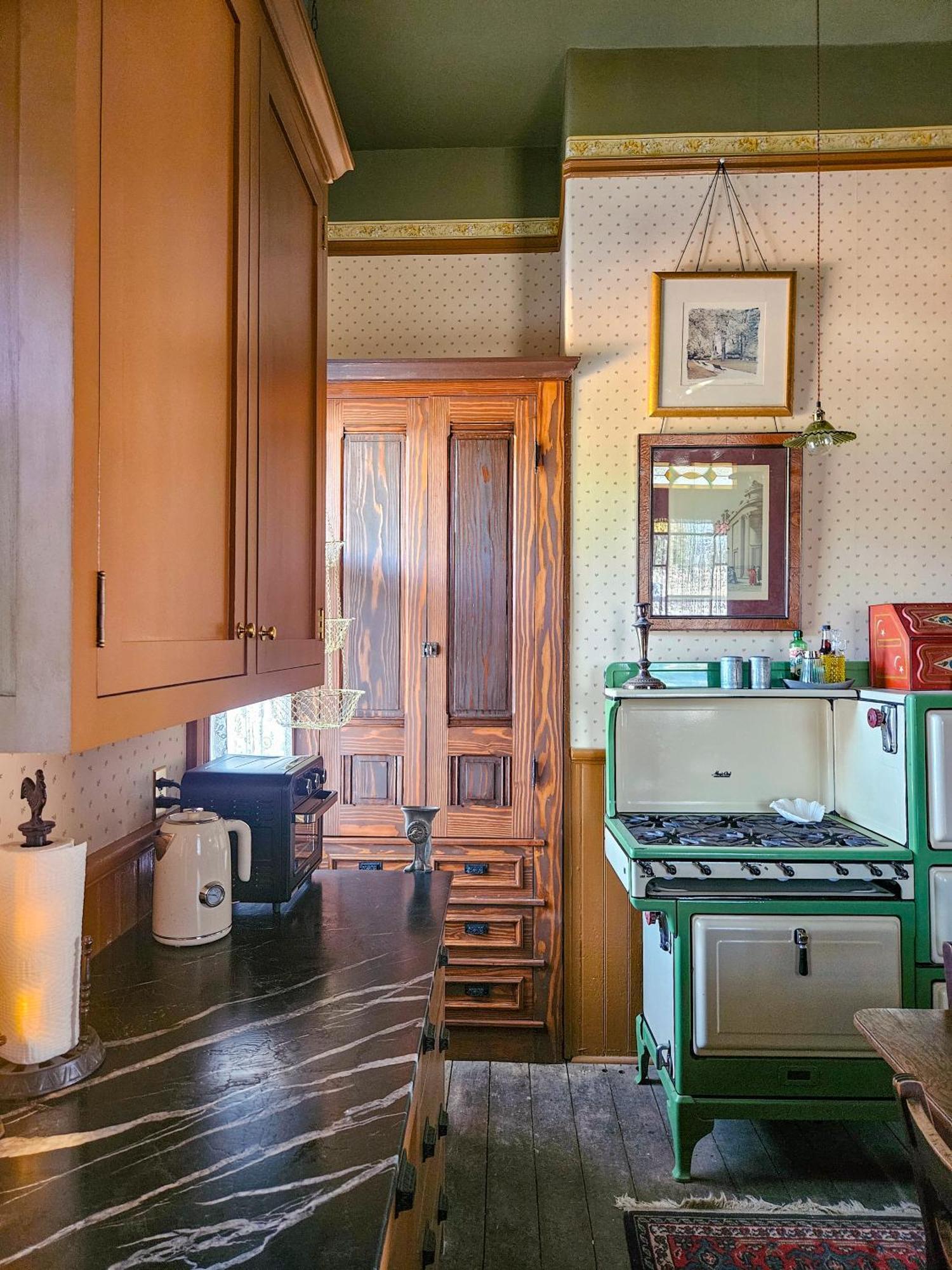 The Jd Hyde Historic Inn فيساليا، كاليفورنيا المظهر الخارجي الصورة