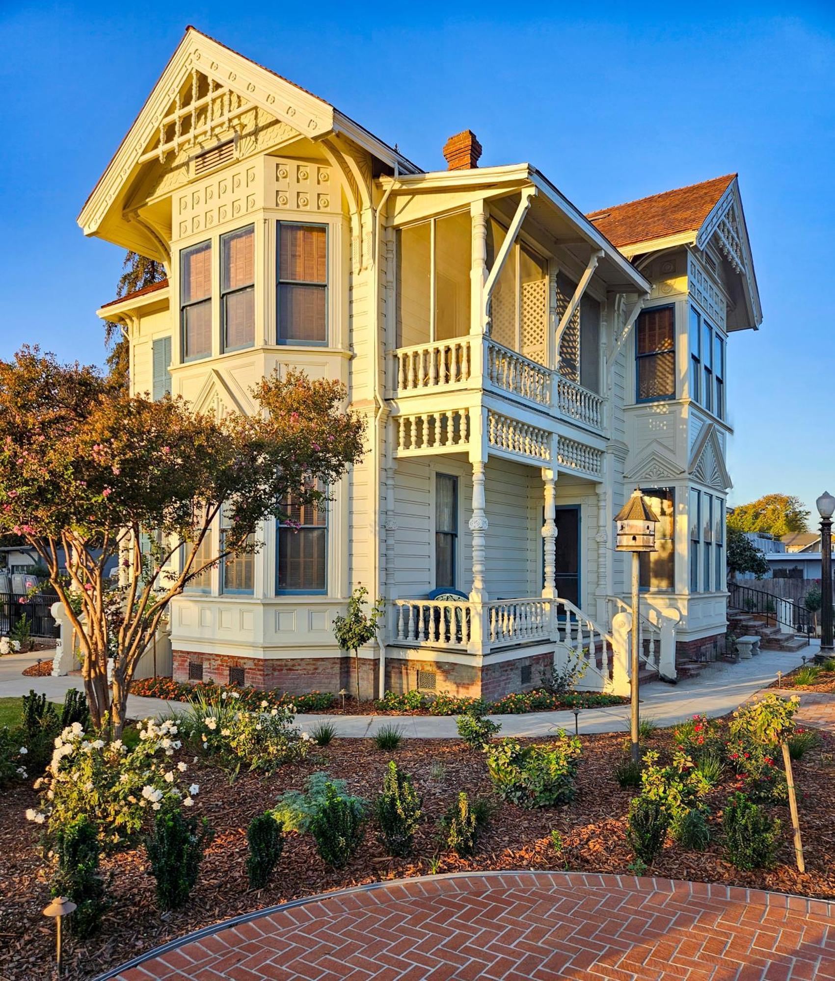 The Jd Hyde Historic Inn فيساليا، كاليفورنيا المظهر الخارجي الصورة