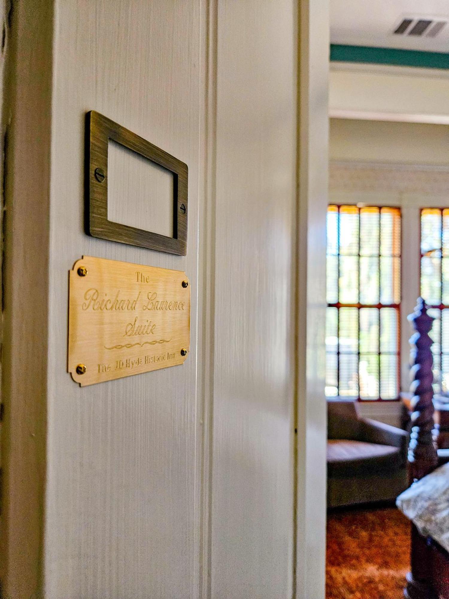 The Jd Hyde Historic Inn فيساليا، كاليفورنيا المظهر الخارجي الصورة