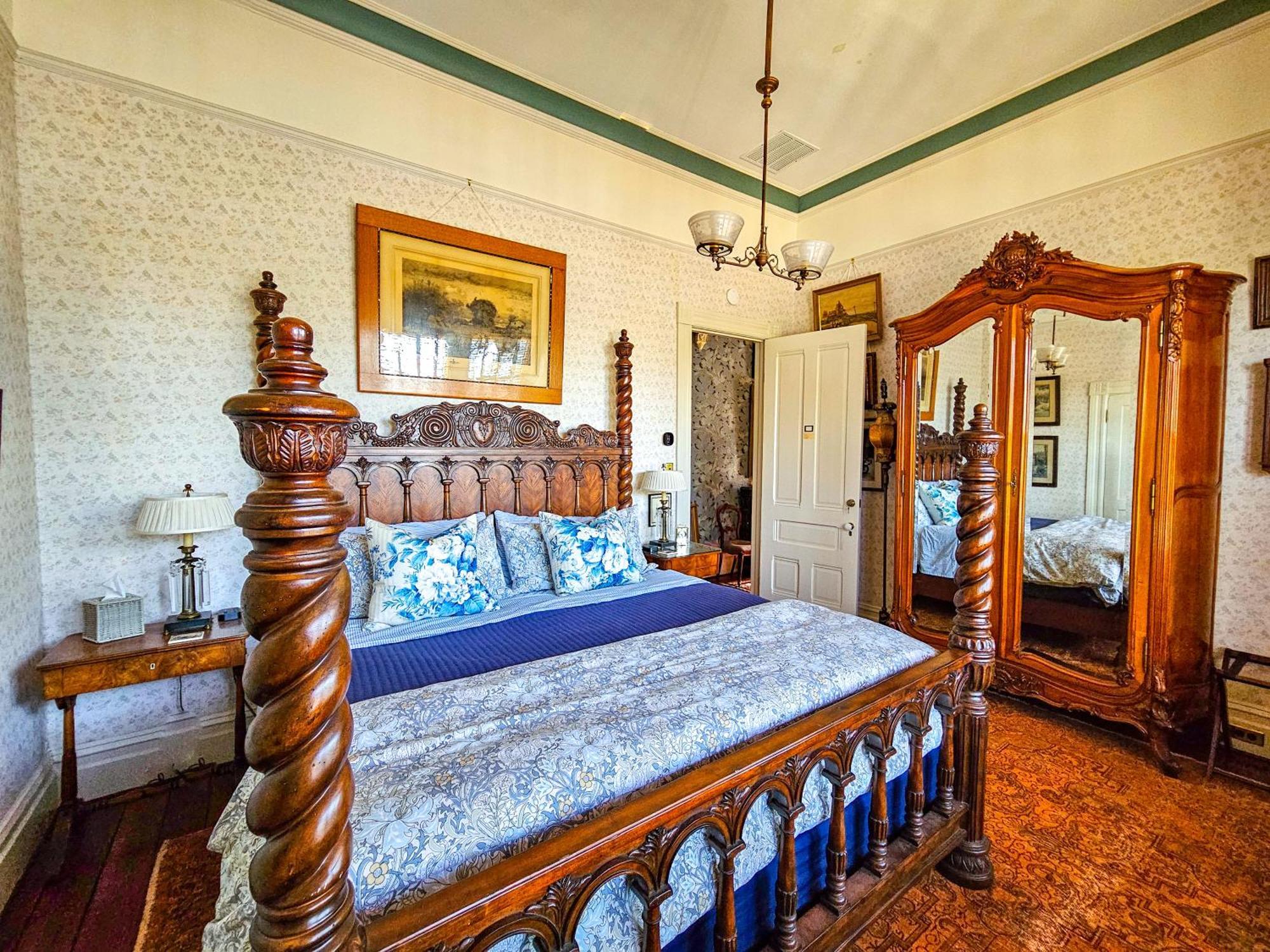 The Jd Hyde Historic Inn فيساليا، كاليفورنيا المظهر الخارجي الصورة